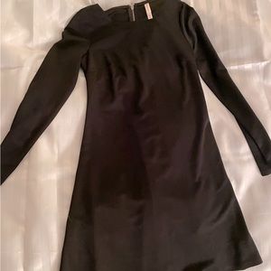 Classic black A-line dress. Flattering adorable fit.